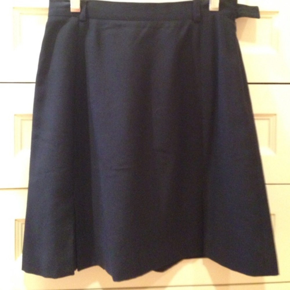 Navy skirt